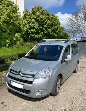 samochody osobowe Citroen Berlingo cena 24500 przebieg: 125000, rok produkcji 2010 z Szczecin